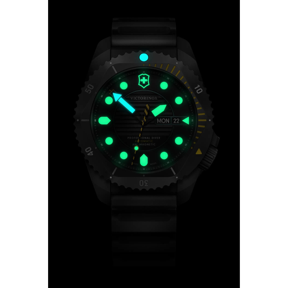 Victorinox Swiss Army Dive Pro Automatic 241997